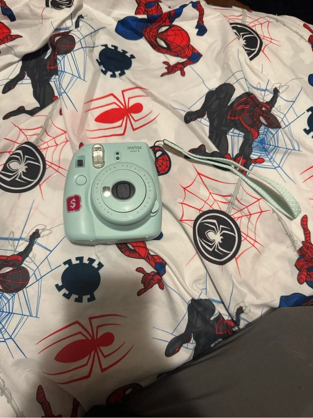 Fujifilm Instax Mini 9 Instant Camera - Mint